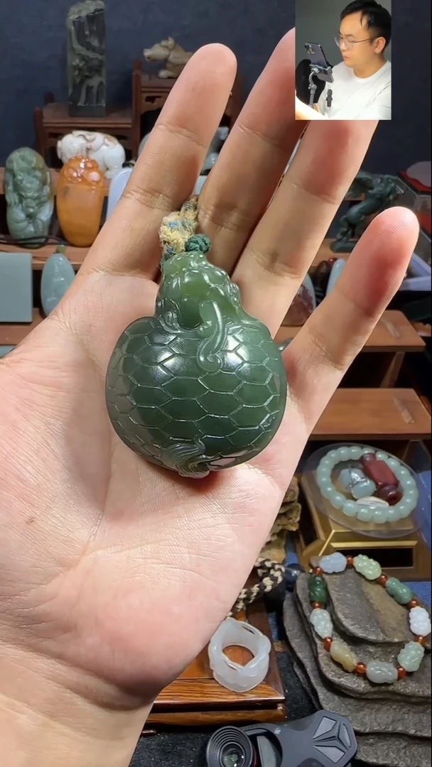 颈饰未镶嵌和田玉洪*生1