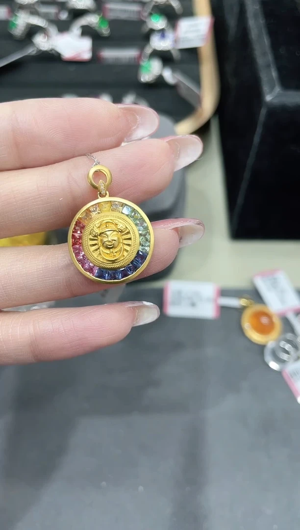 彩色蓝宝石吊坠18K金镶嵌吊坠
