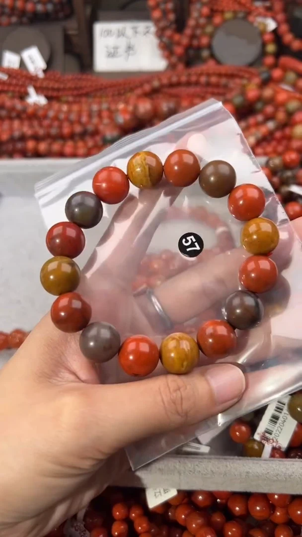 南红玛瑙手串未镶嵌14+