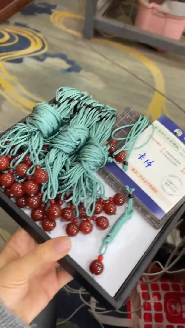 玛瑙/玉髓车挂未镶嵌红珠子FL1配绳/多样性发其一ZBCP