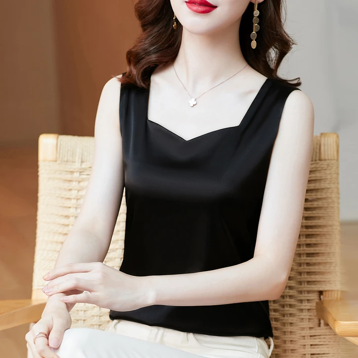 2025新款V领缎面吊带背心女无袖小个子西装内搭无袖宽松显瘦外穿