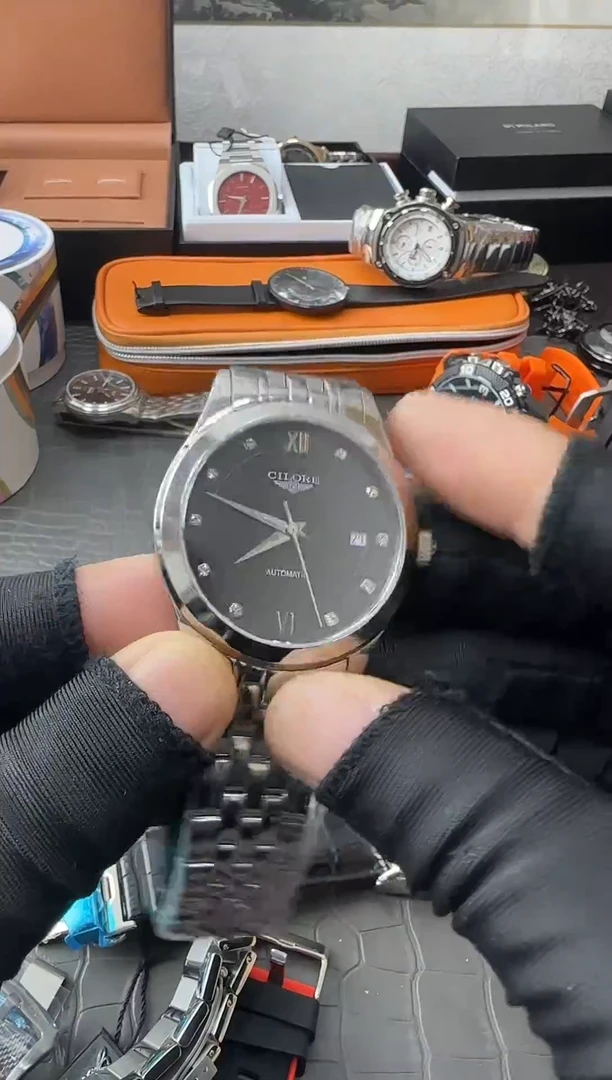 机械机芯锻造碳钢男士腕表