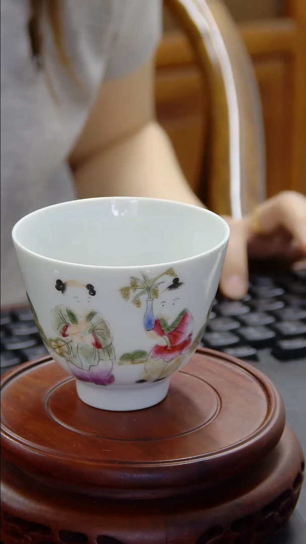 杯粉彩人物纹杯#1154#