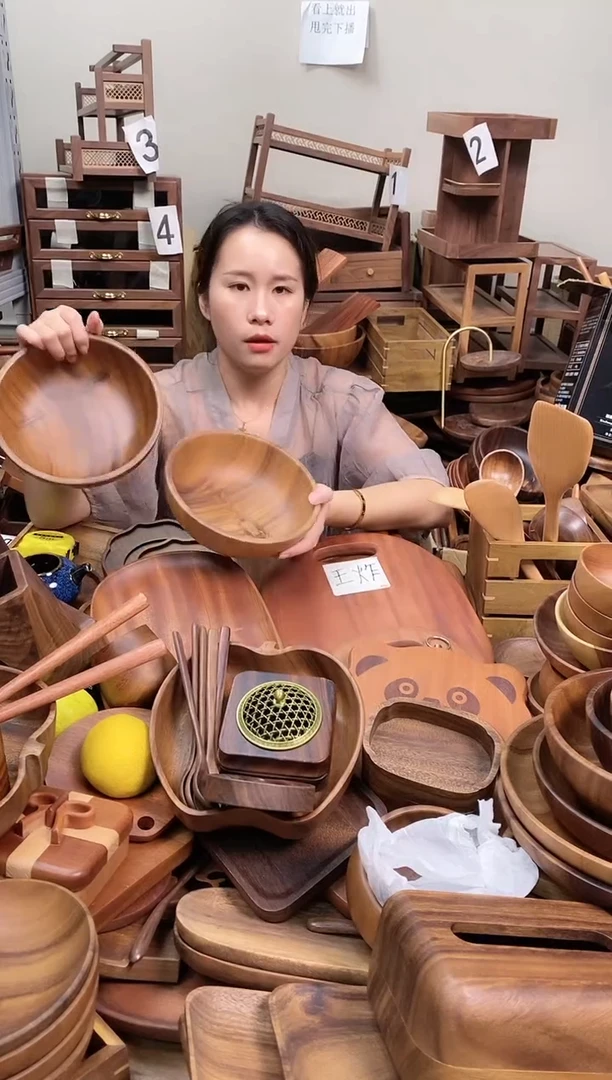 南美胡桃木碗20*7cm 内销 A