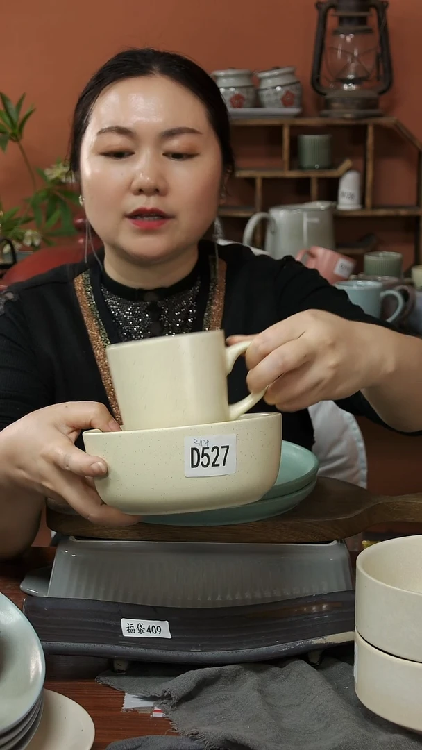 碗D527陶瓷碗加杯子2件套微瑕