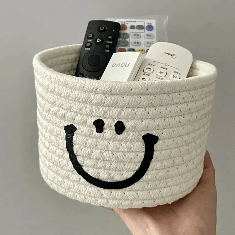 桌面宿舍书桌杂物护肤品面膜收纳筐零食放钥匙收纳篮化妆品盒E037