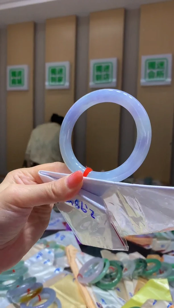 未镶嵌手镯翡翠-Q278 圈口