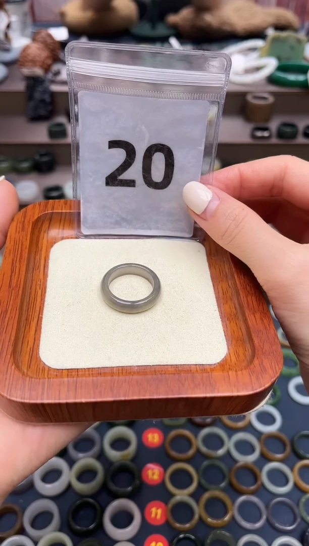 和田玉戒指未镶嵌17号