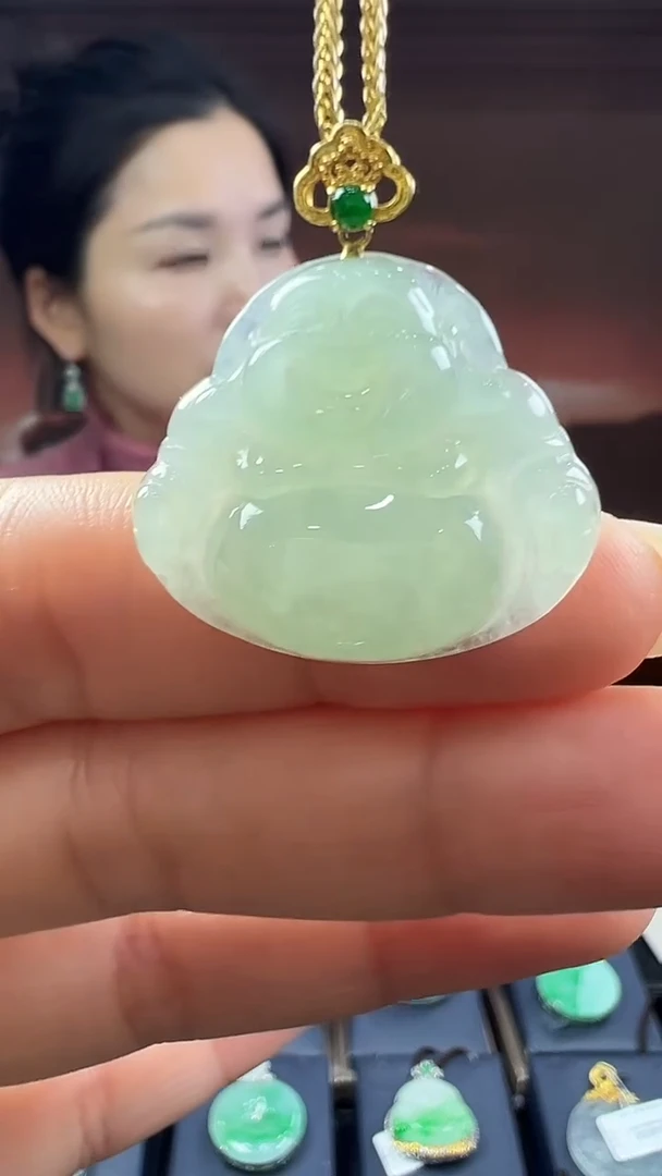 18K金镶嵌挂件翡翠佛公 不含链