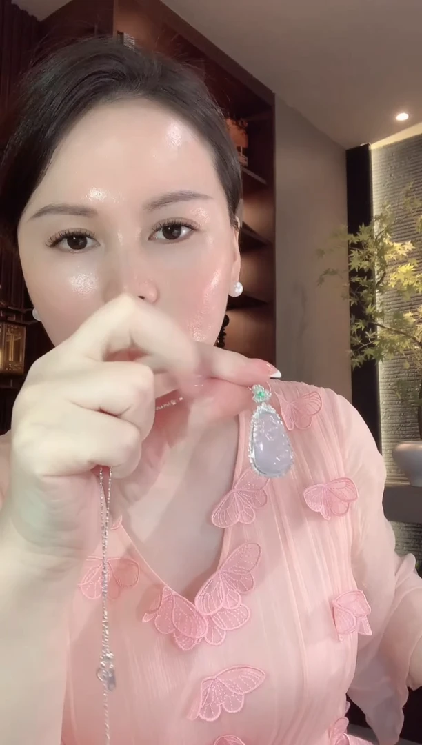 吊坠(不含链)18K金镶嵌翡翠A25