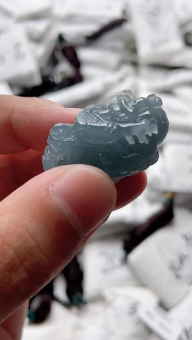 翡翠未镶嵌颈饰888888888