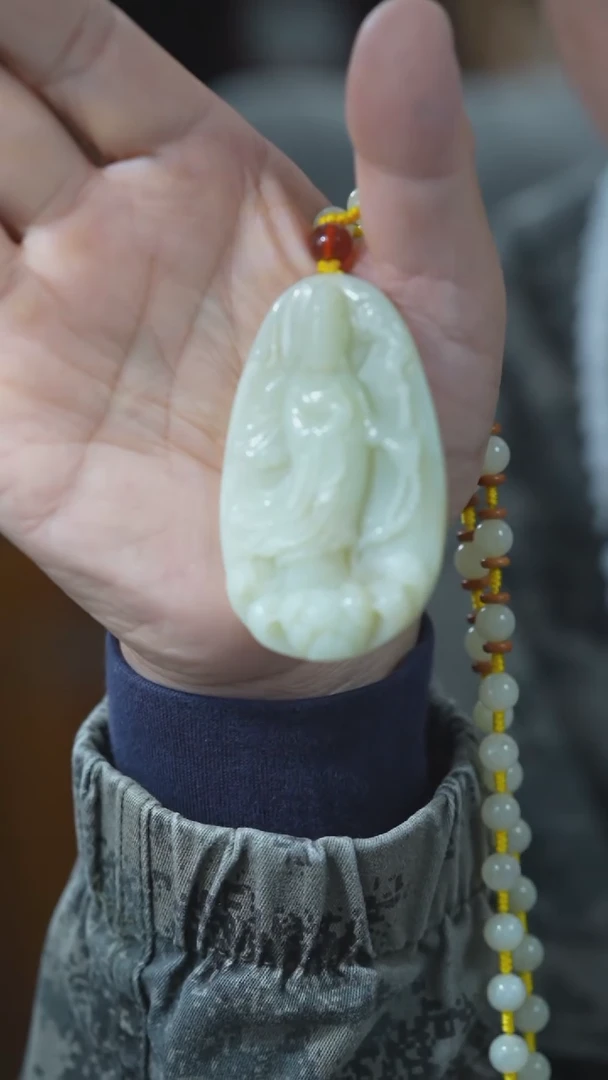 颈饰未镶嵌和田玉观音