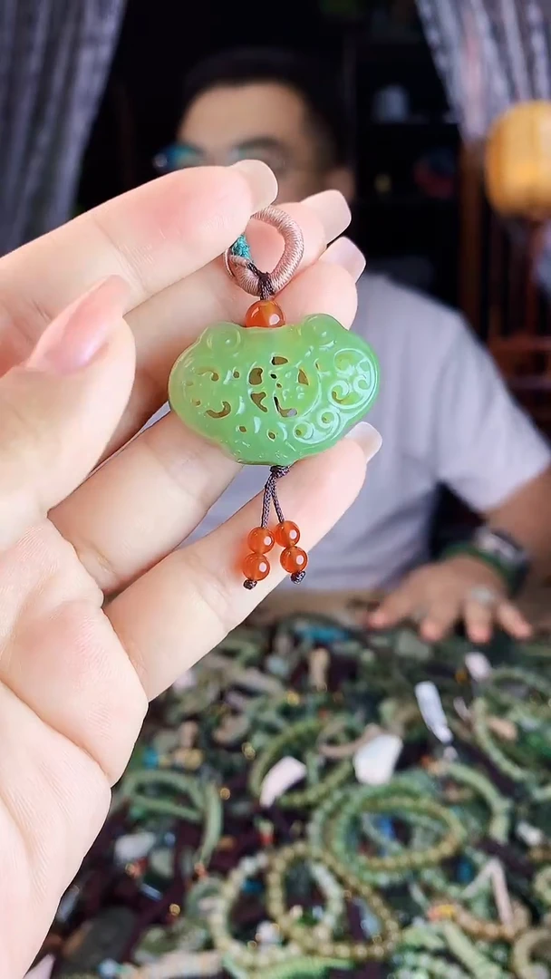 未镶嵌和田玉挂件多样性发货拍一发一