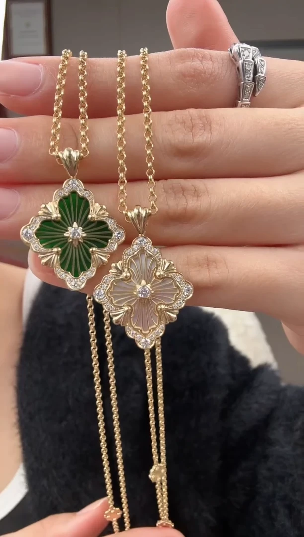 【闪购商品】钻石项链18K金镶嵌大号布布项链【多样性发一件】