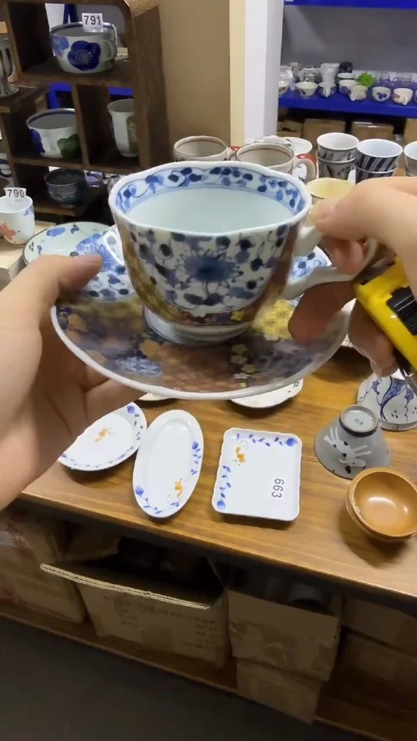 圆形日本进口陶瓷餐具   咖啡杯碟组合