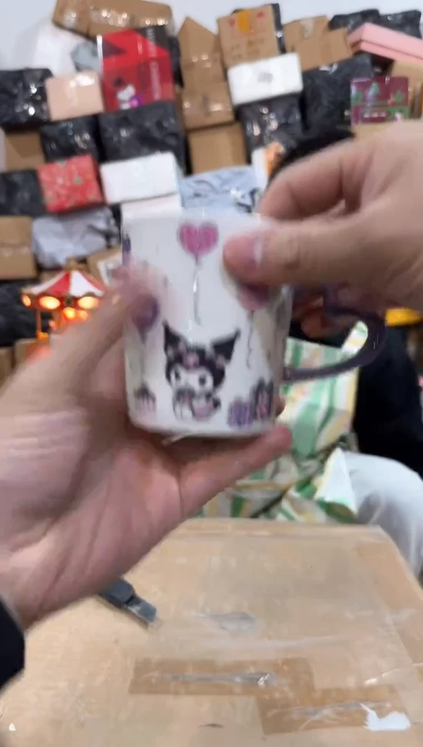 瓷片爱心把手库洛米马克杯