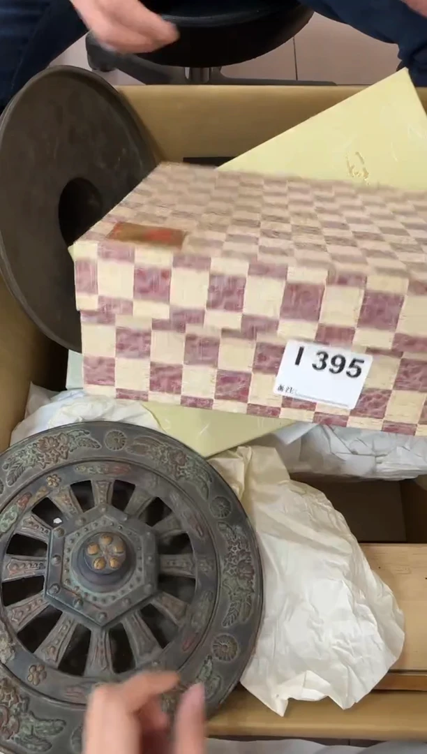 莫*395...中古產品謹慎參拍