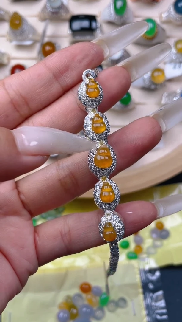 未镶嵌定制翡翠天然翡翠蛋面52