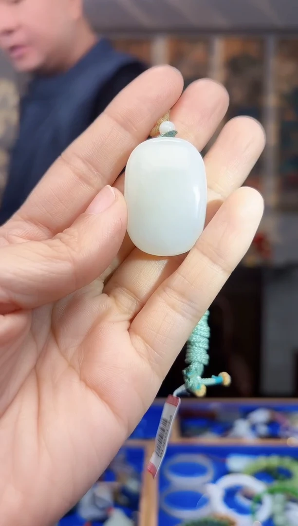 【闪购商品】和田玉颈饰未镶嵌拍一发一