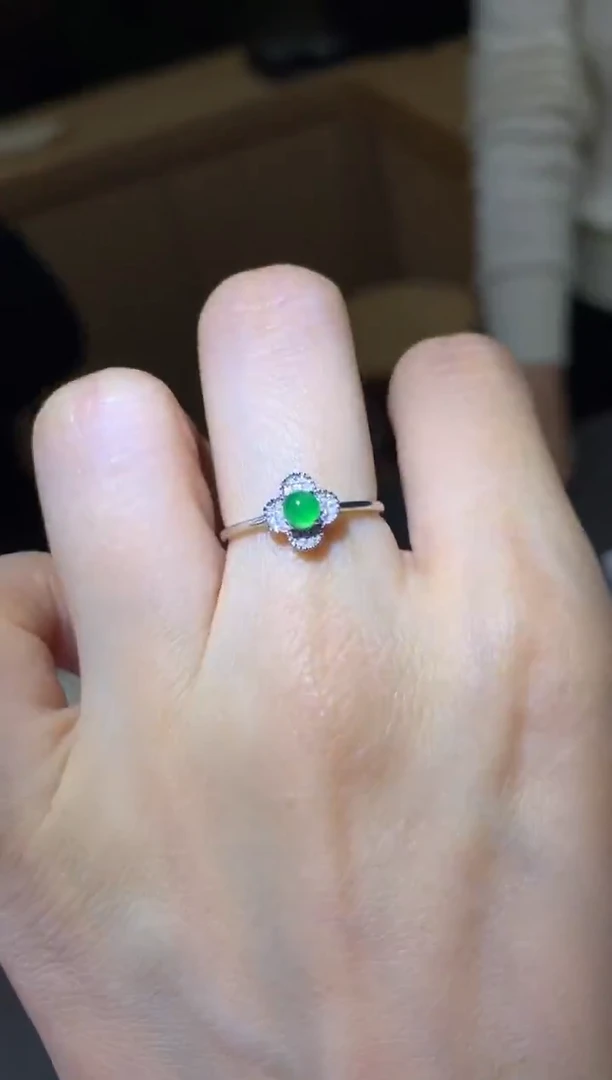 18K金镶嵌戒指翡翠|不退不换