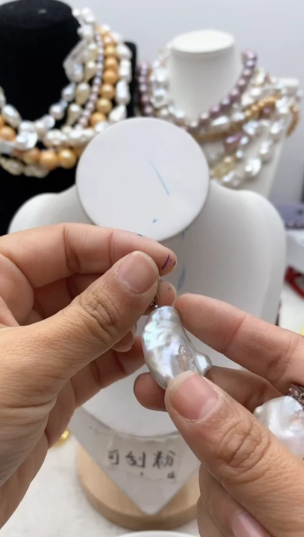 【闪购商品】淡水珍珠颈饰钛钢154