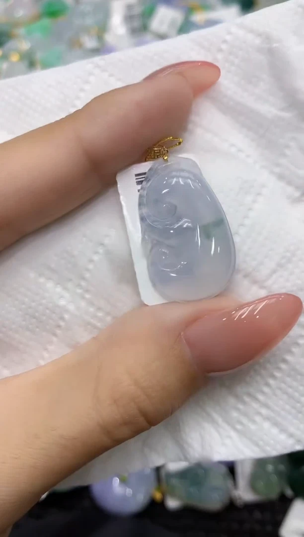 颈饰18K金镶嵌翡翠111111111111