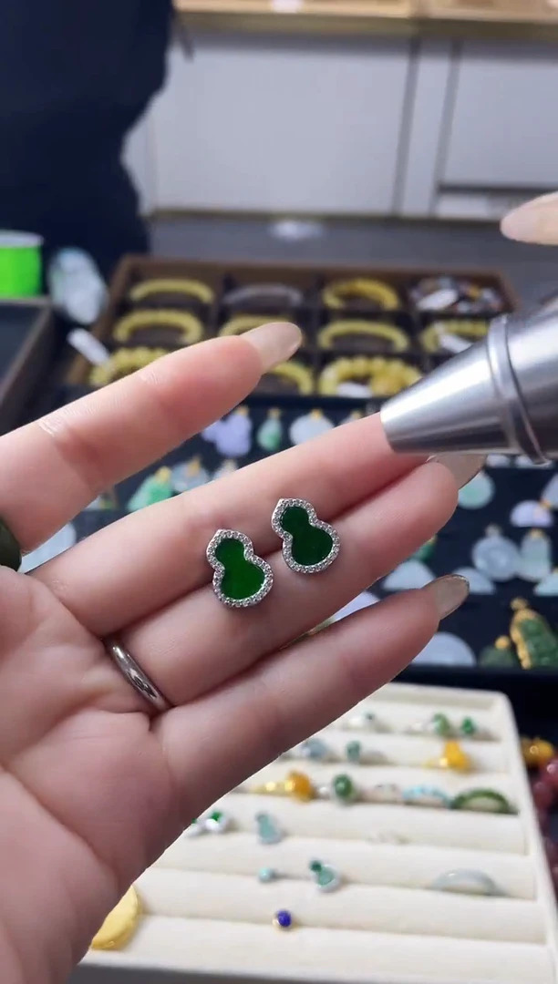 银S925镶嵌翡翠耳钉丽缅甸翡翠绿葫芦耳钉