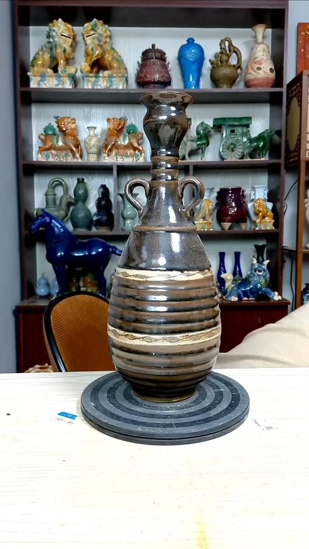 经典精美复古风格瓷器