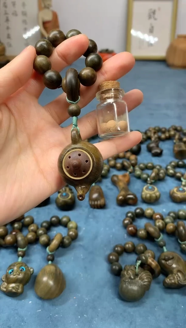 【闪购商品】维腊木（绿檀）把件把把壶香囊 送1瓶香丸