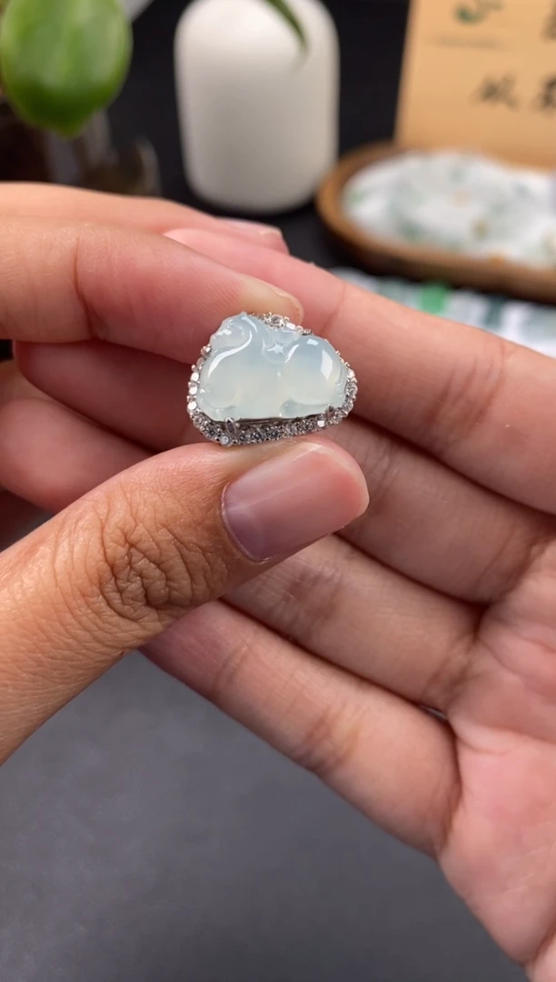 翡翠银S925镶嵌颈饰翡翠冰裸石