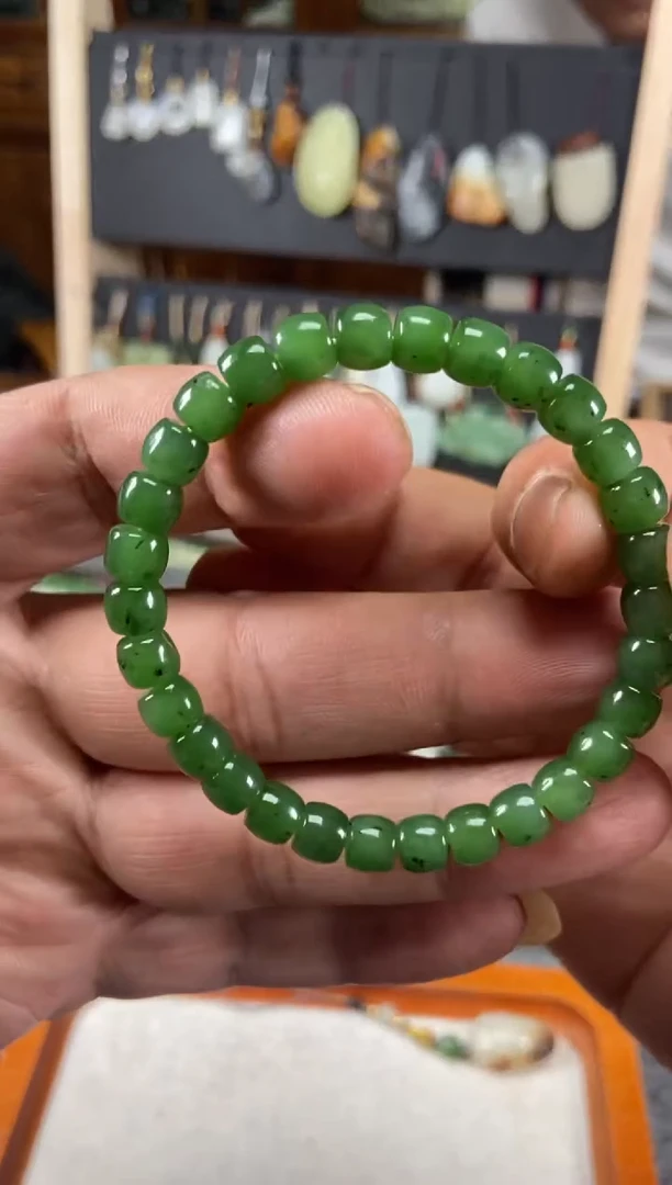 和田玉未镶嵌颈饰和田玉