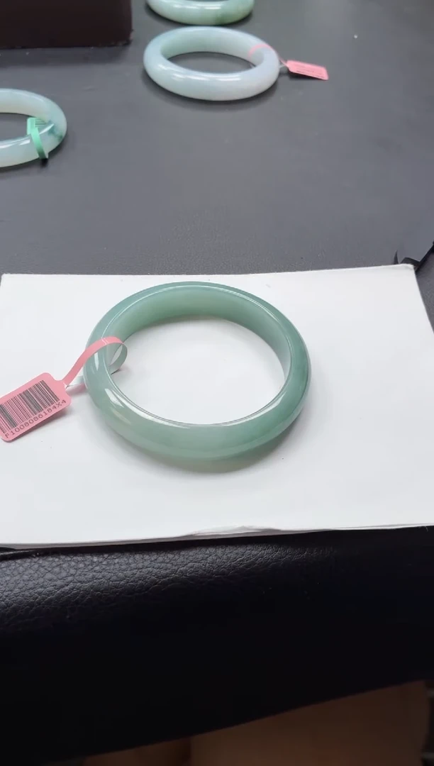 未镶嵌手镯翡翠渐变半山水6号