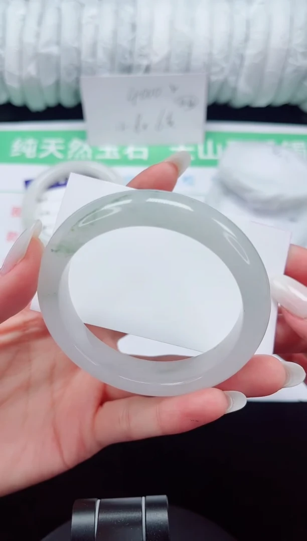 未镶嵌手镯石英质玉36-56/57