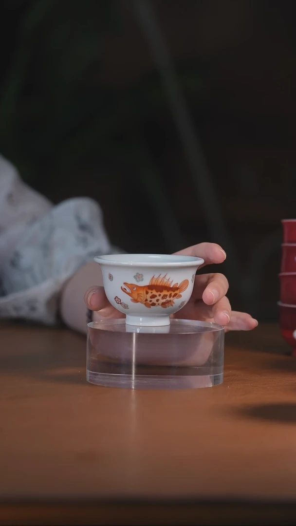 繁红鲑鱼压手杯