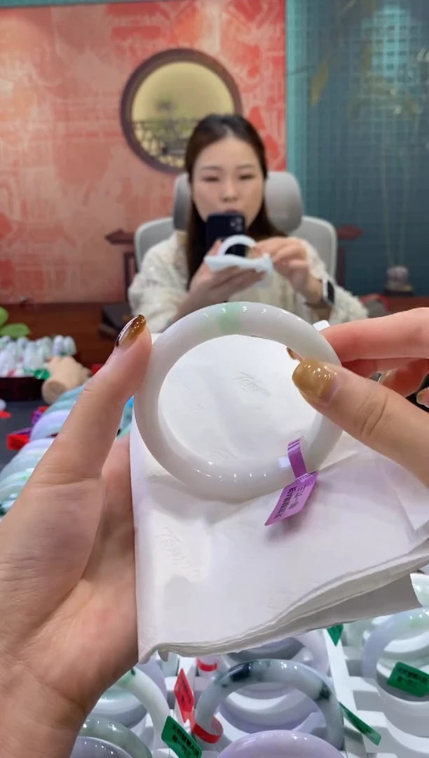 未镶嵌手镯翡翠0051022