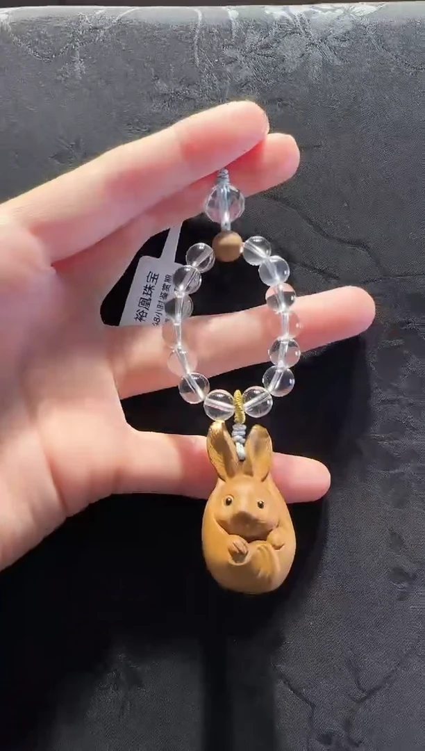 未镶嵌手绳水晶兔子款多样性发货其一