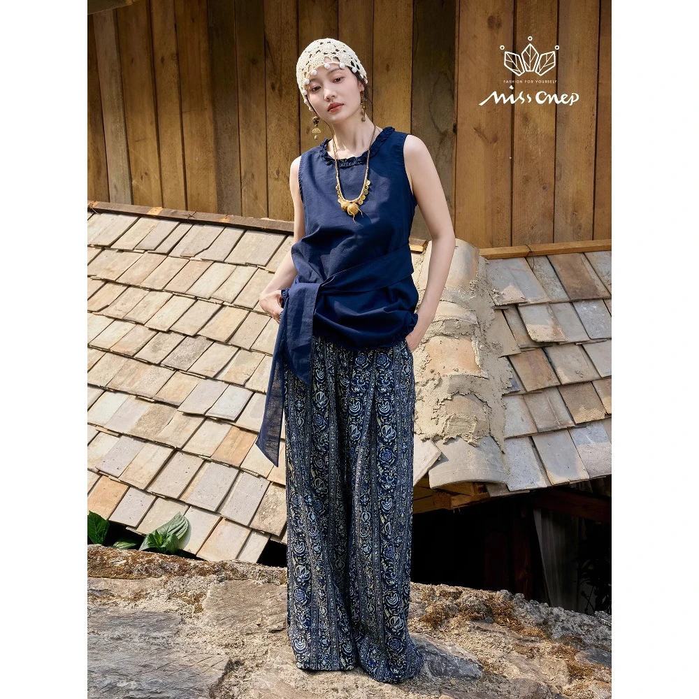 missonep怡【青玉岸】藏青无袖上衣配蓝白花纹阔腿长裤两件套夏季