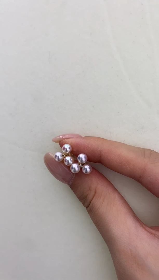 18K金镶嵌DA海水珍珠 akoya耳钉4-5MM GD165