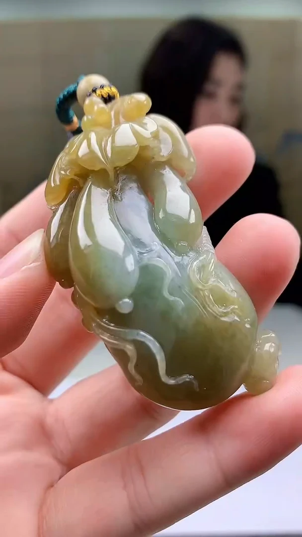 【闪购商品】定制翡翠未镶嵌4829bb-毛货挂件104