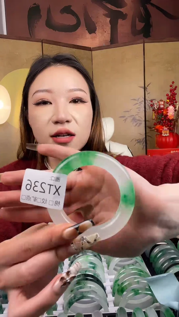 静宝石英岩手镯TX236