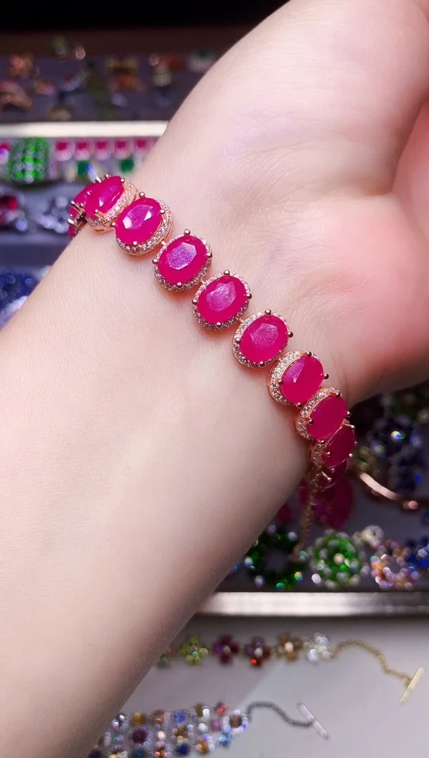 银S925镶嵌手链红宝石.....