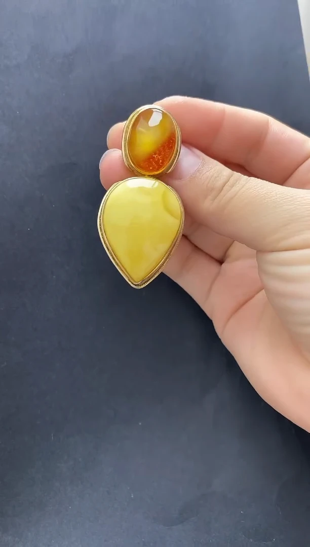 裸石琥珀未镶嵌吊坠