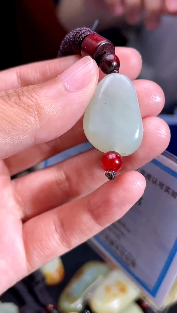 和田玉未镶嵌挂件1