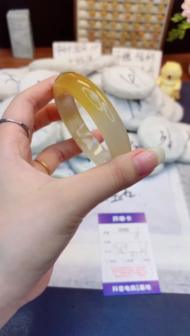未镶嵌手镯石英质玉90-财气镯-圈口58