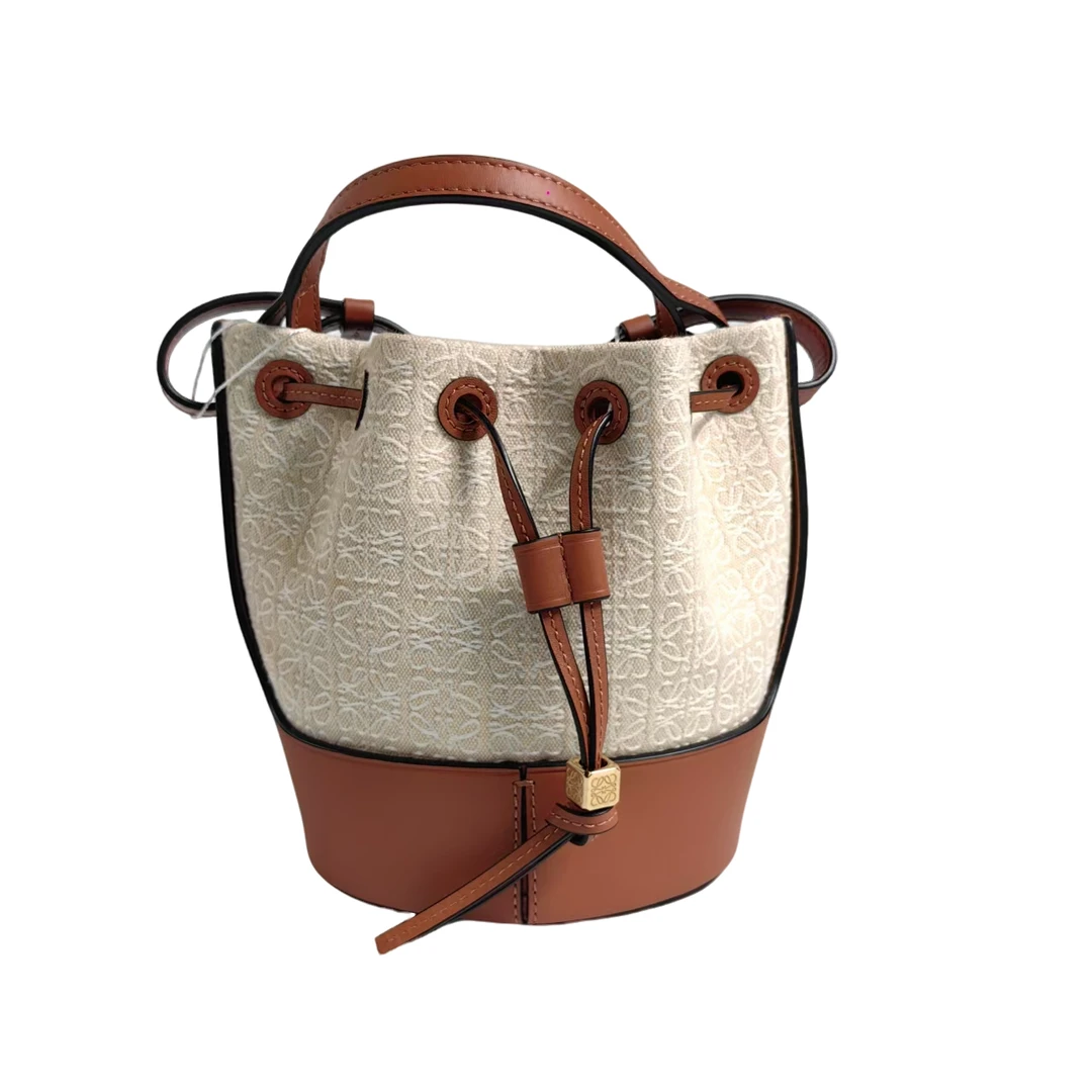 95新 LOEWE/罗意威 安洁利严选水桶包/YH020746