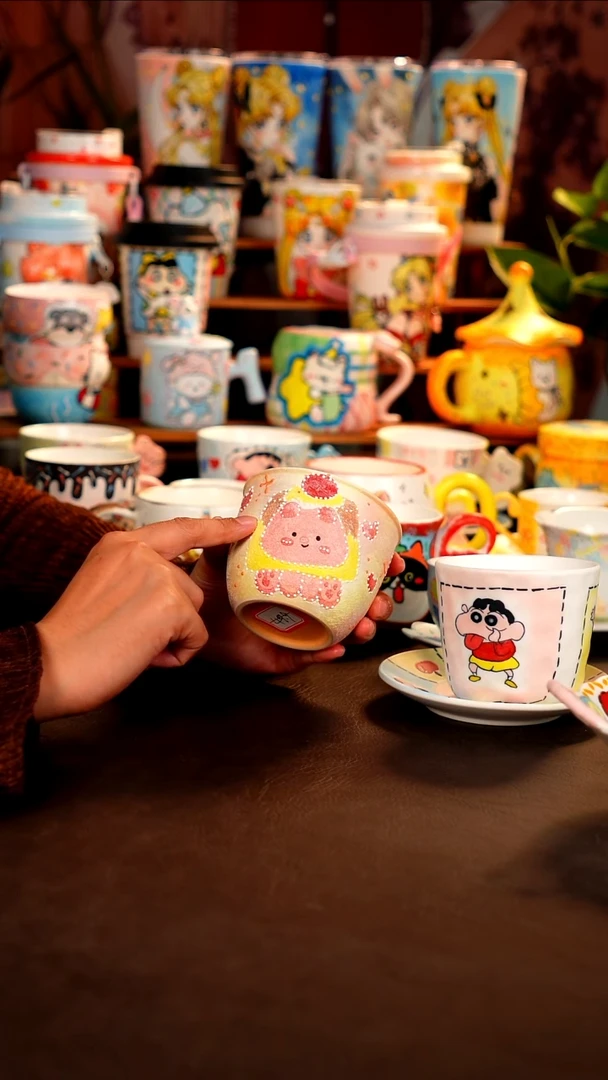 景德镇全手工手绘杯杯