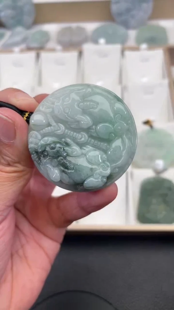 颈饰未镶嵌翡翠天然缅甸翡翠A货205