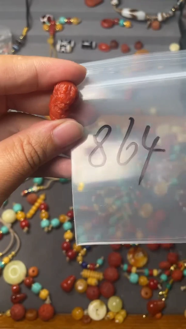 未镶嵌配饰南红玛瑙茶****事864