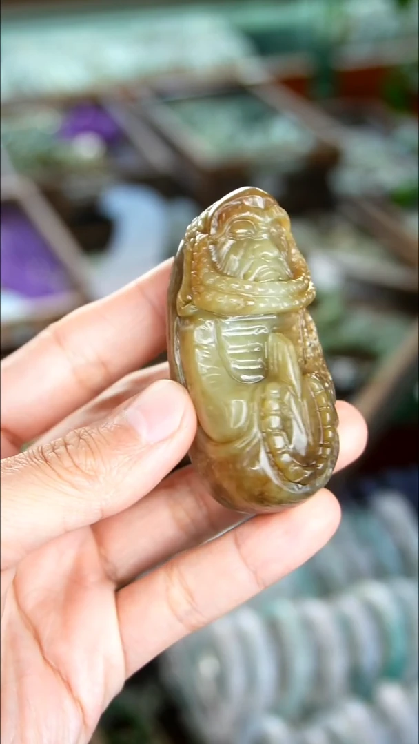 颈饰未镶嵌和田玉把件001