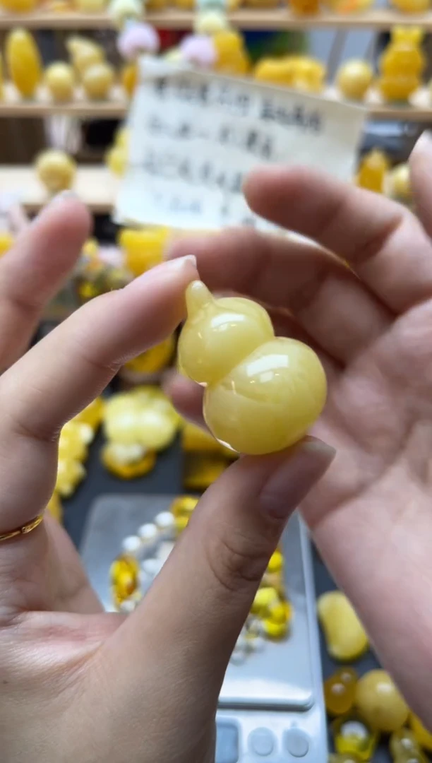 琥珀未镶嵌珠宝奇石139琥珀蜜蜡微瑕